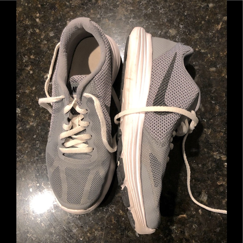 Excellent condition size 4.5Y Nike sneakers